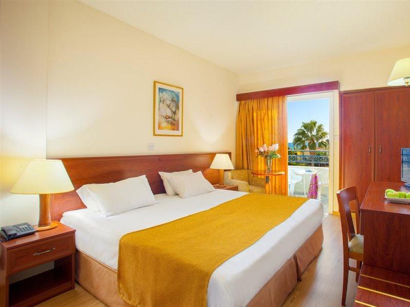 Kapetanios Limassol Hotel Exteriér fotografie