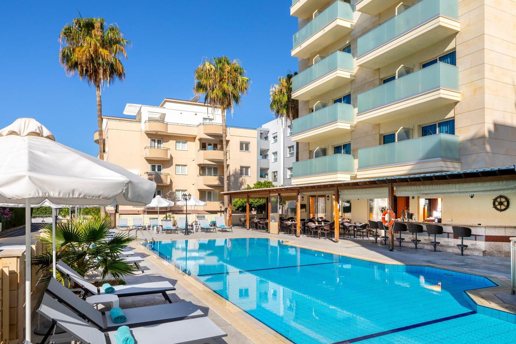 Kapetanios Limassol Hotel Exteriér fotografie
