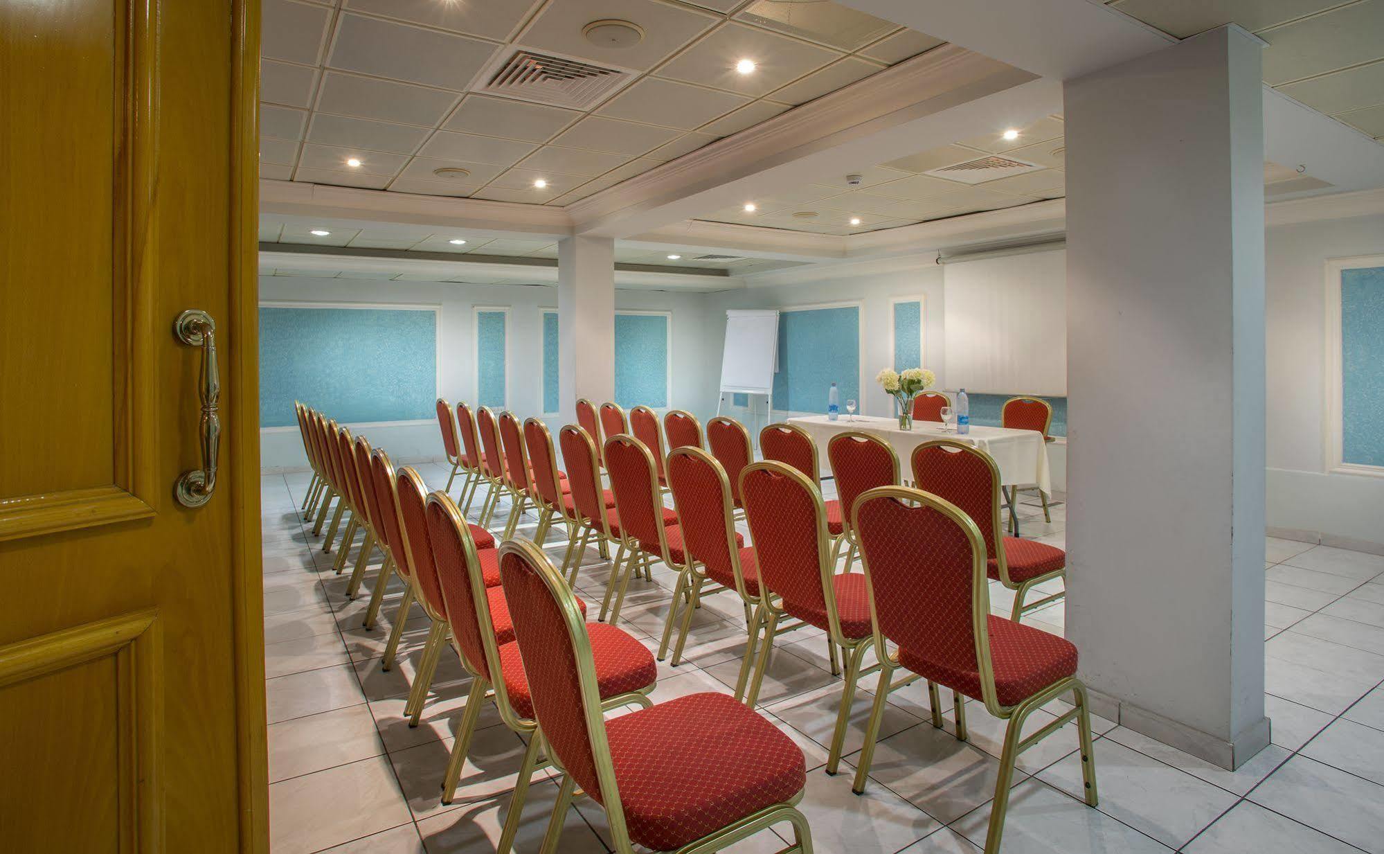 Kapetanios Limassol Hotel Exteriér fotografie